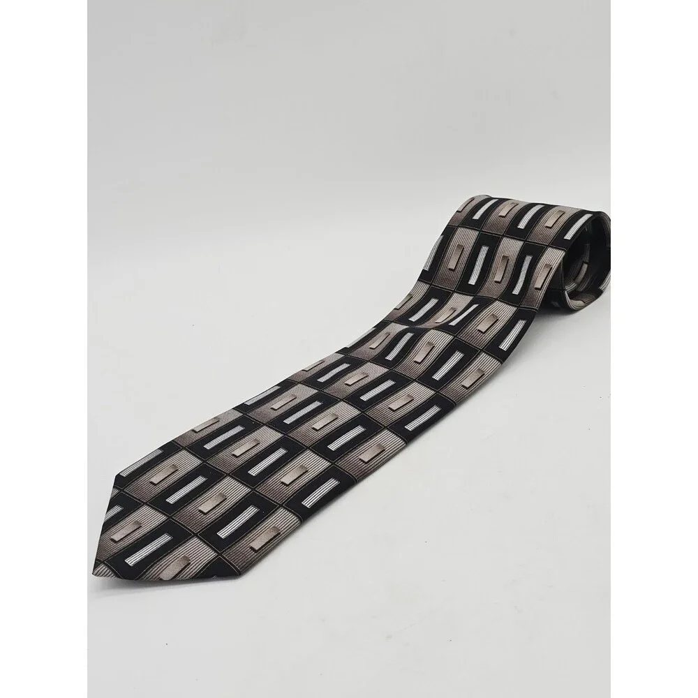 Hermoso New York Silk Necktie Art Deco Silver Black Rectangles Geometric Foulard